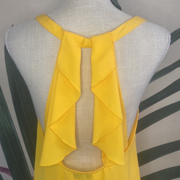 Cecico Open Back Blouse - Picture 5 of 8